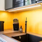 Nora Direkt Hauptbahnhof Apartament