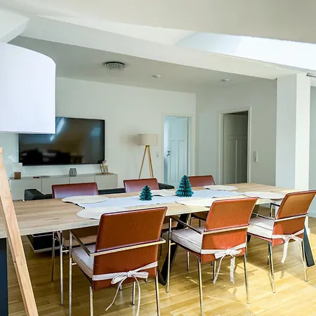 Nora Direkt Hauptbahnhof Apartman Drezda