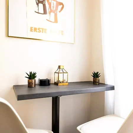 Nora Hauptbahnhof Familienapartments Dresden