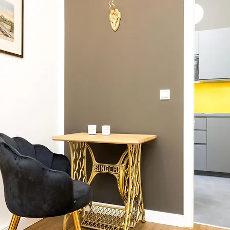 Nora Hauptbahnhof Familienapartments アパート