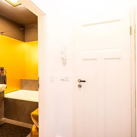 Nora Hauptbahnhof Familienapartments *